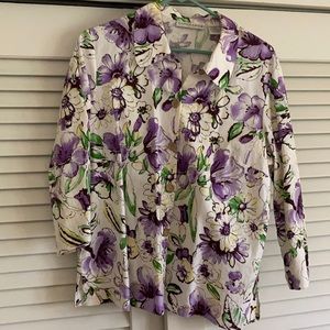 White 3/4 sleeve blouse w purple flower print PL